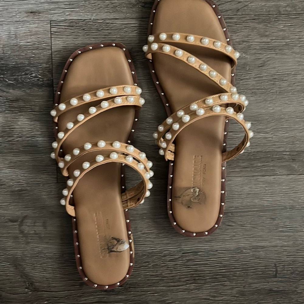 Cushionaire Sandals